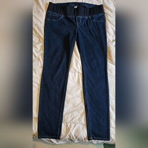 Old Navy Maternity Blue Jeans. Rockstar. Low Front Panel. Size 10